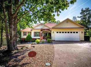 6 Biarritz Ln, Hot Springs, AR 71909