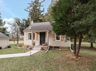 N72W39748 Lang Rd, Oconomowoc, WI 53066