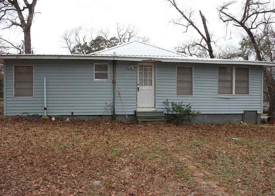 1st image of 673 County Road 4235