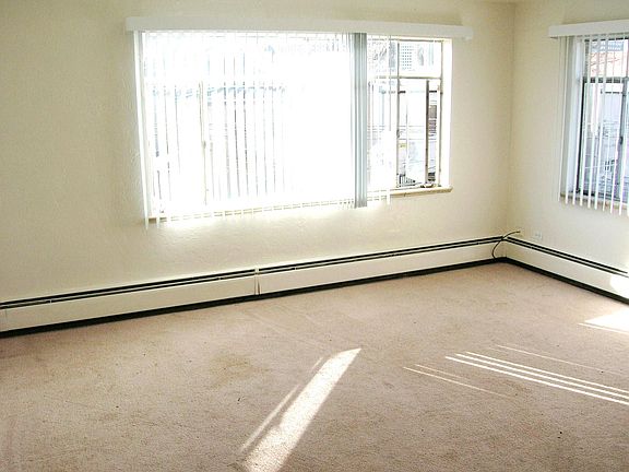 2nd image of 1435 N Pearl St APT 309