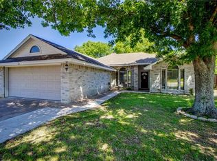 3 Saint Charles Pl, Midlothian, TX 76065