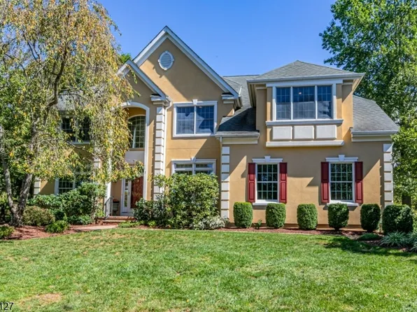 7 Firestone Ct, Montgomery Twp., NJ 08558