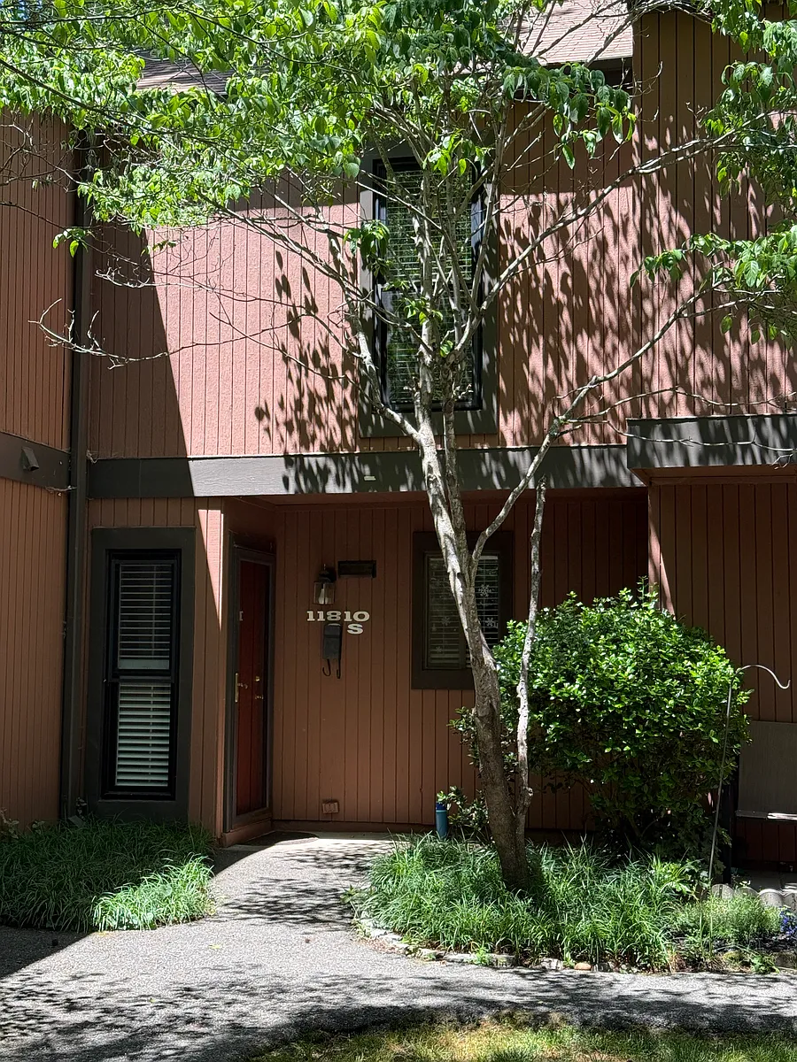 Paved sidewalk - 11810 S Briar Patch Dr