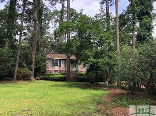 7 Pinewood Ave, Savannah, GA 31406
