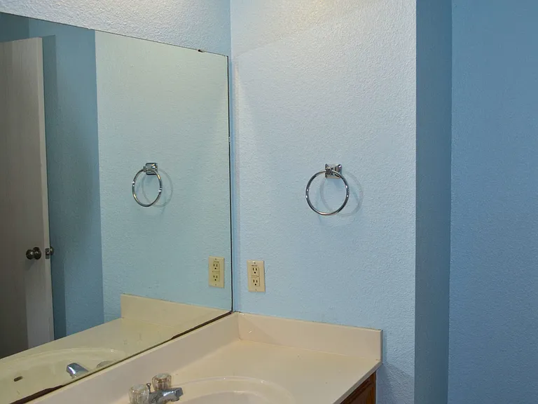 4603 Regency Dr — Photo 30
