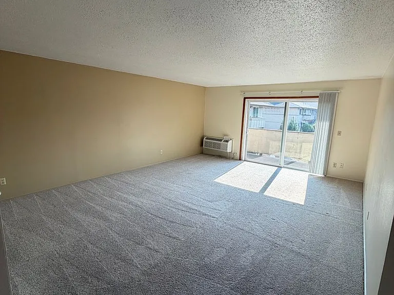 Michelbook Apartments — Photo 34
