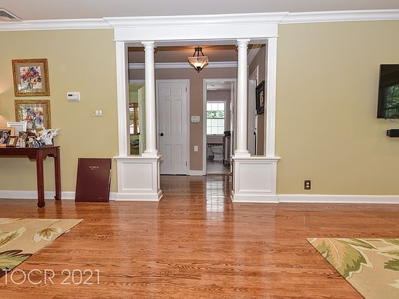 4th image of 416 Highland Ave