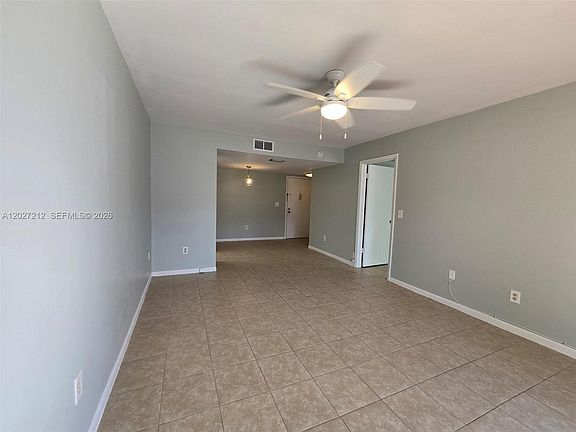 5th image of 950 S Kanner Hwy APT B4