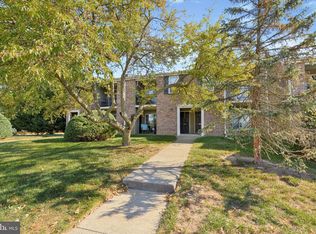 44 Coventry Ct, Blue Bell, PA 19422