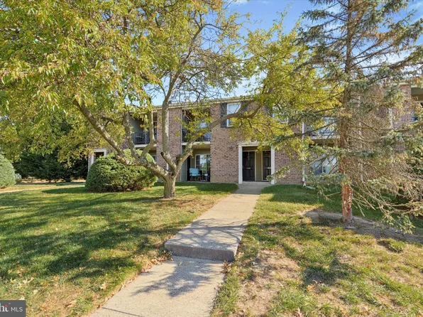 44 Coventry Ct, Blue Bell, PA 19422