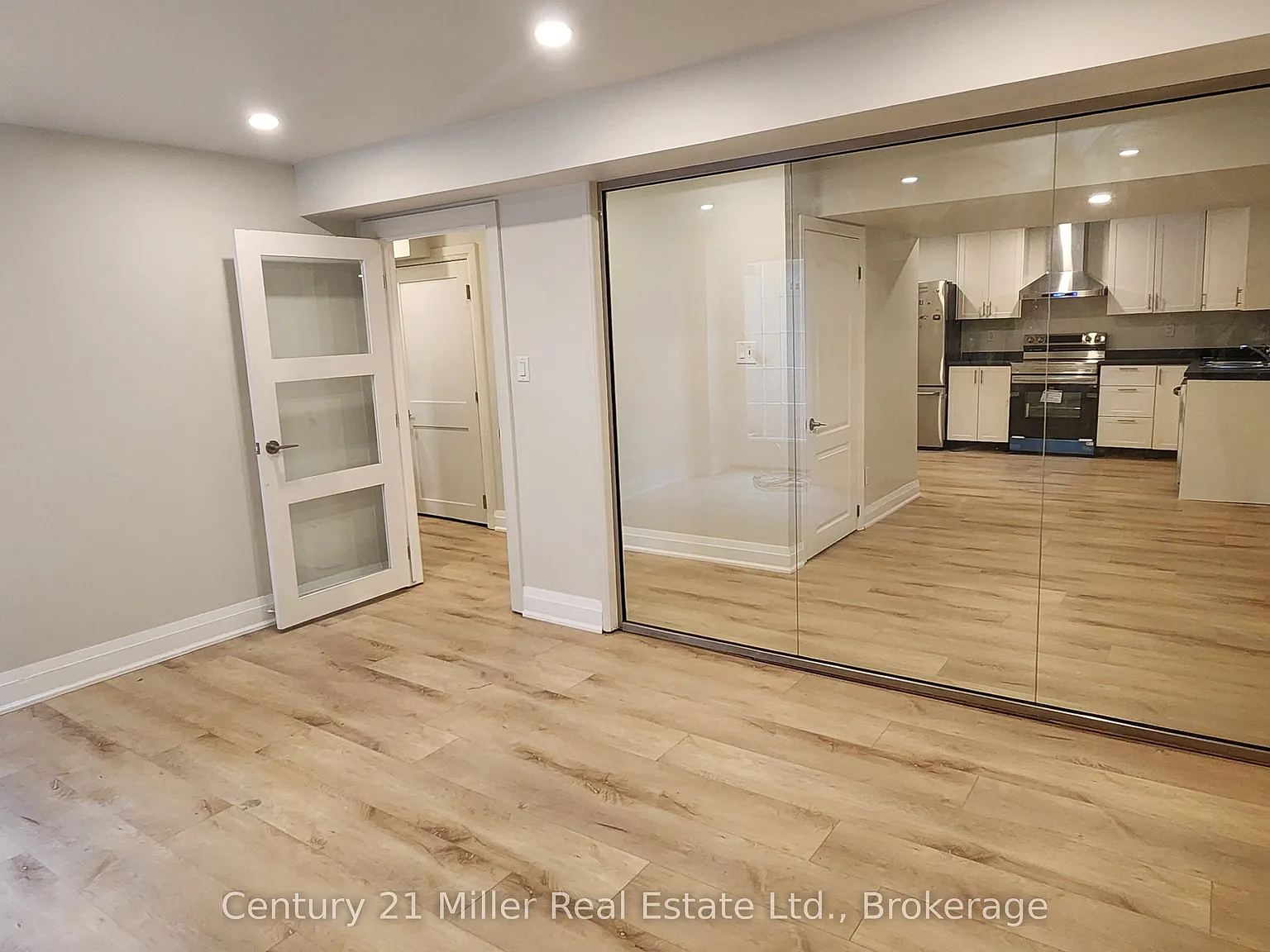 2 bed, $1,950 — Photo 2