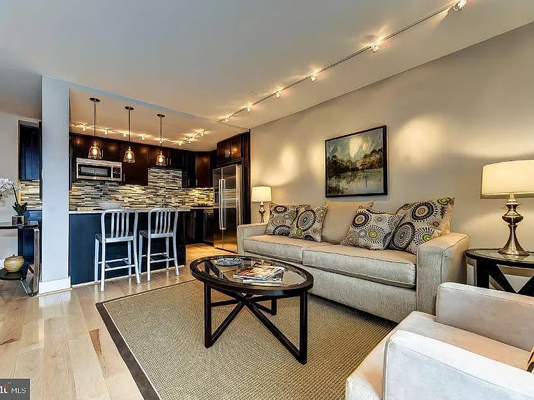 2141 Washington Cir NW #P-205 — Photo 16