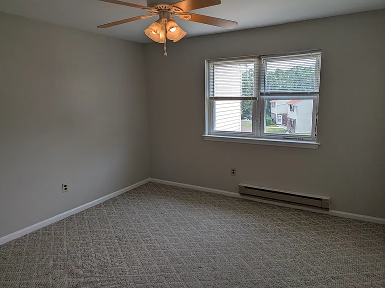 1308 Parkridge Ct #C — Photo 15