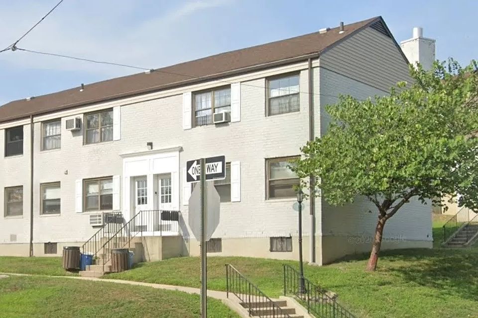 1st image of 66-15 Park Dr E #B