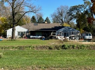 1001 North Rd, Fox River Grove, IL 60021