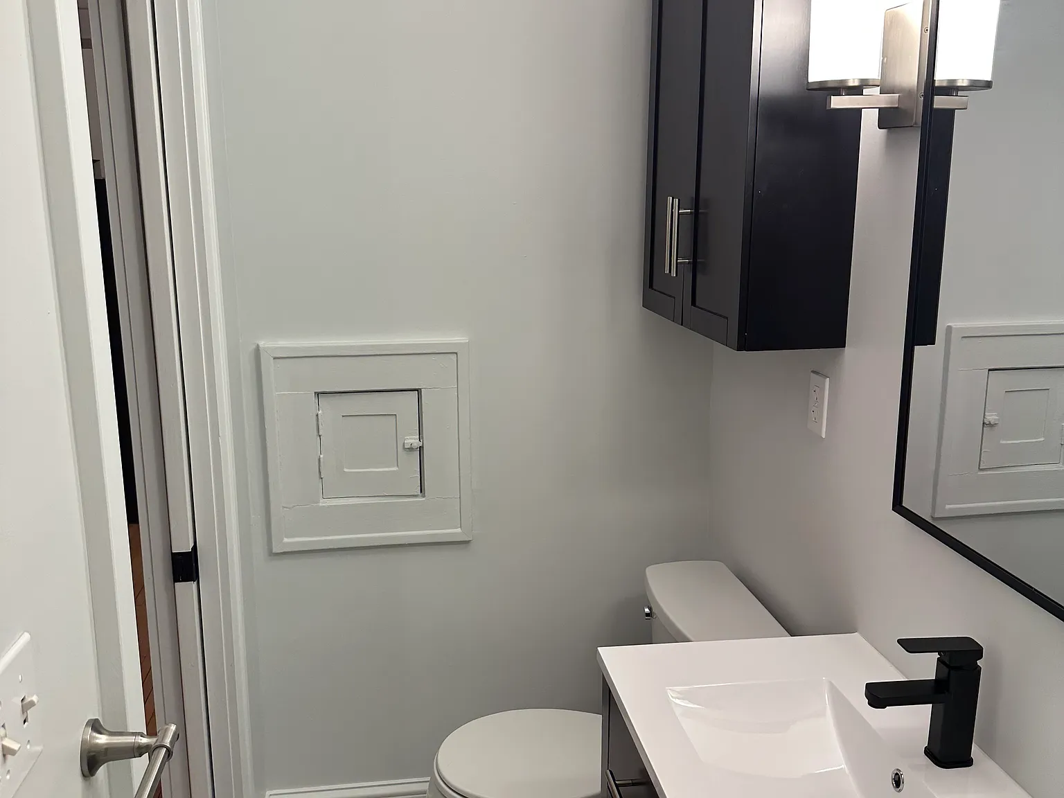 2 bed, 1050 sqft, $1,675 — Photo 3