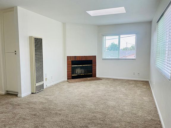 3rd image of 4246 42nd St APT 7