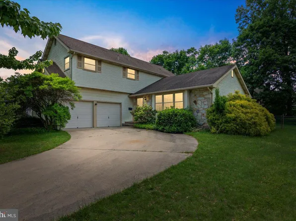 506 Balsam Rd, Cherry Hill, NJ 08003