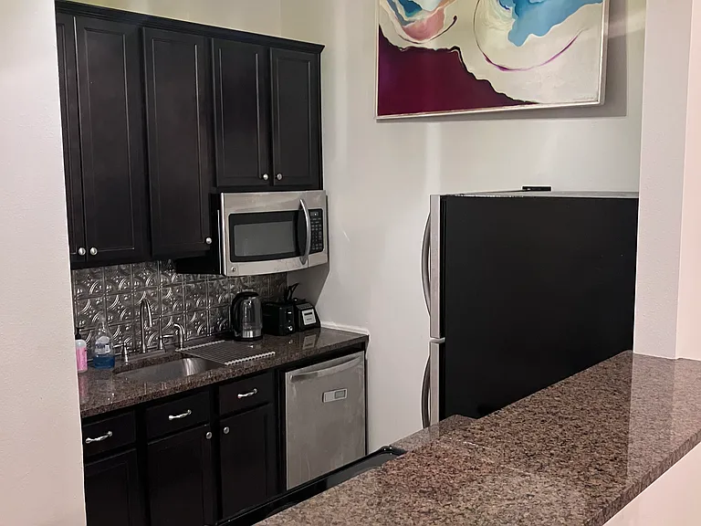 333 Julia St #310 — Photo 6