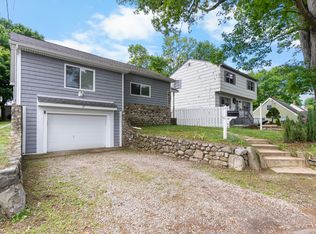 27 Ponus Ave, Norwalk, CT 06850