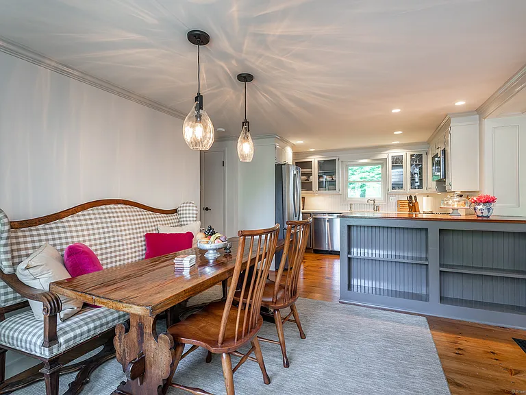 102 Westwoods Rd #1 — Photo 13