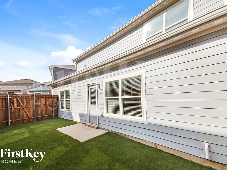 322 Nima Ln — Photo 15