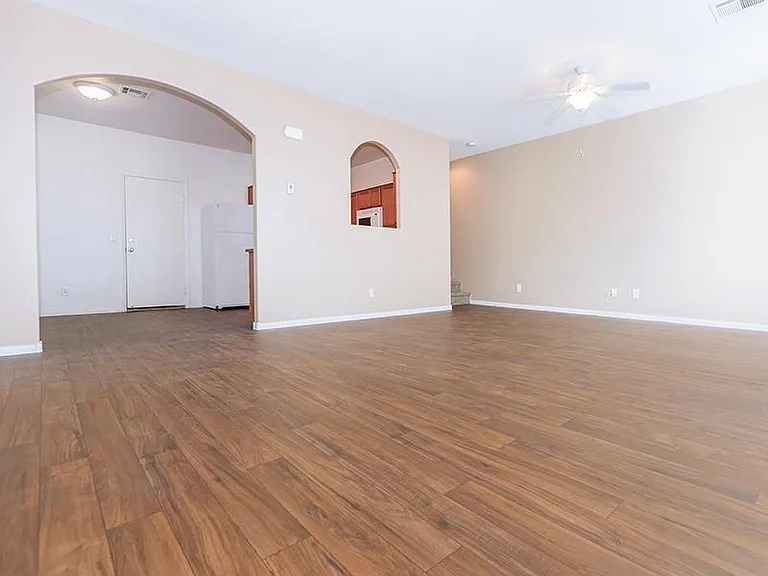 Suncrest Townhomes — Photo 23