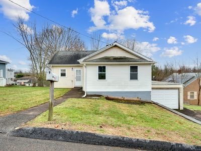13 Davis St, Meriden, CT, 06450