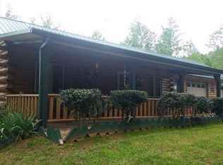 90 Persimmon Dr, Martinsville, VA 24112