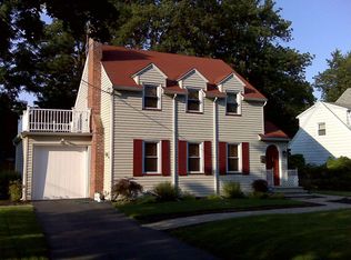 92 Farragut Rd, North Plainfield, NJ 07062