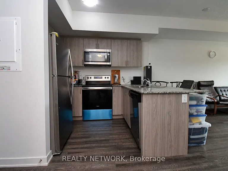 16 Markle Cres #313 — Photo 7