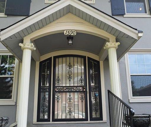 4th image of 1590 Parsons Pl