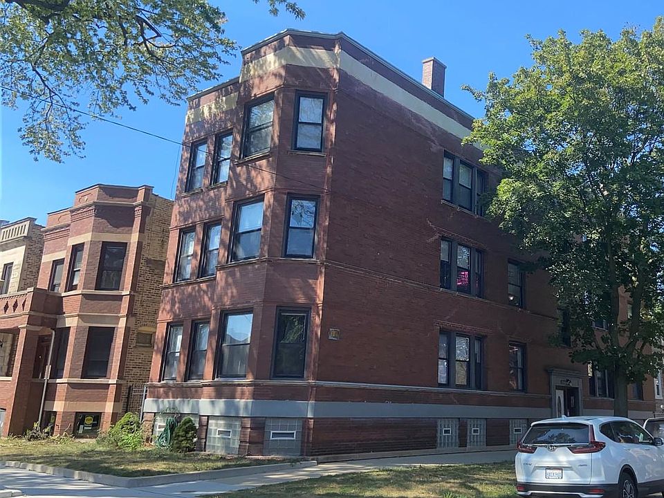 1st image of 2200 W Leland Ave