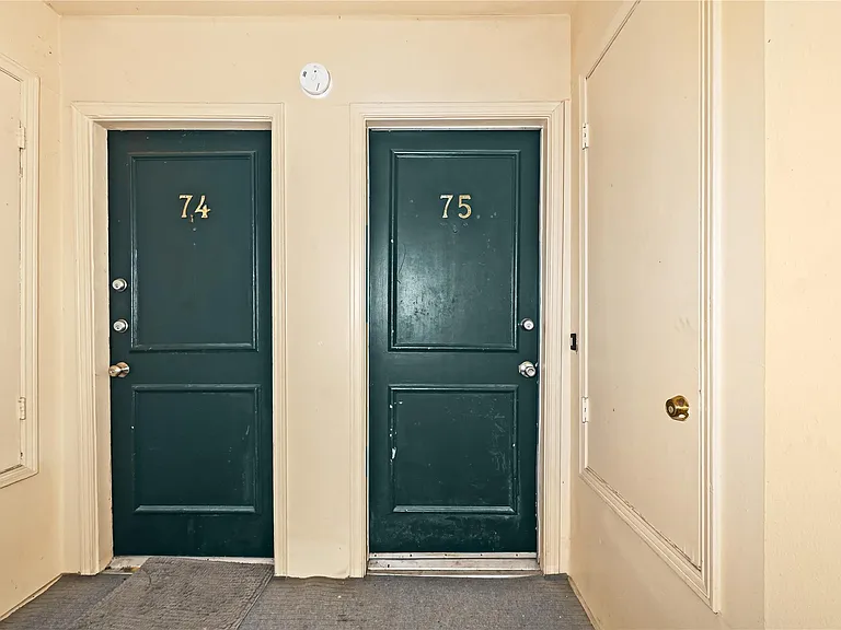 800 Post Oak Blvd #75 — Photo 21