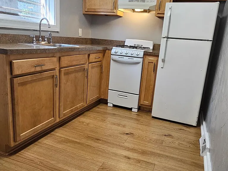 206 Stratford Ave #7 — Photo 5