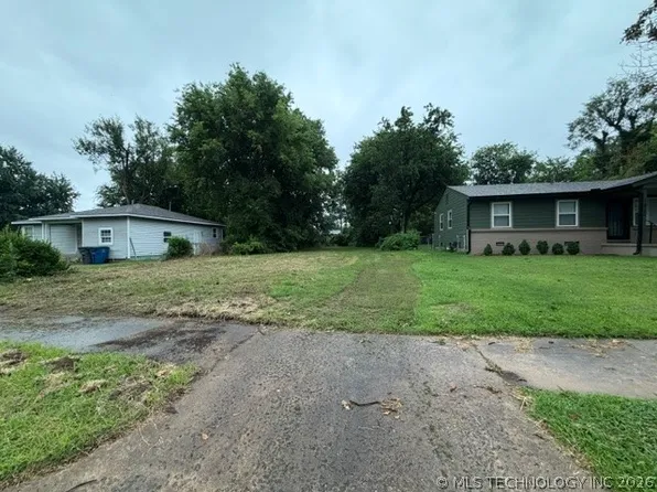 1828 E Young St, Tulsa, OK 74110