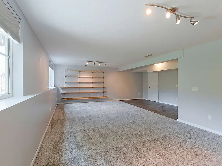 730 Norwood Dr — Photo 47
