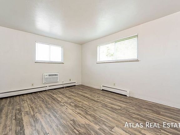 5th image of 510 N Dayton St #10