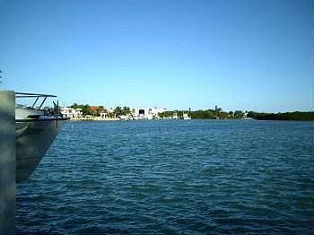 4th image of 980 Shelter Bay Dr