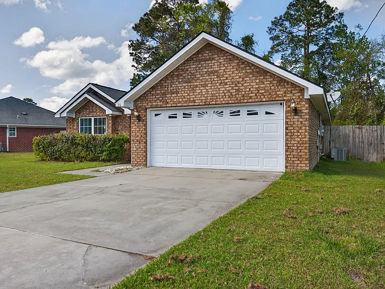 31 Idus Ln — Photo 7