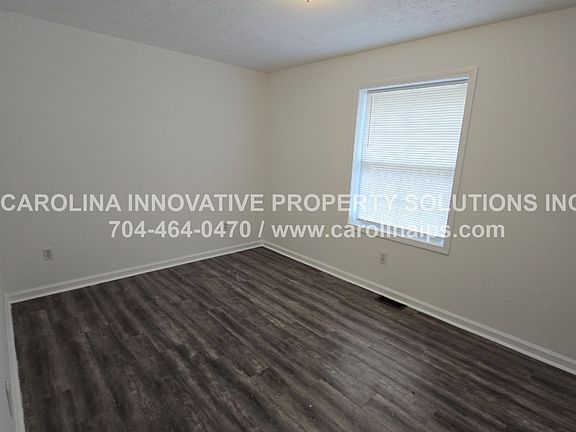 5th image of 1409 Tinnin Ave