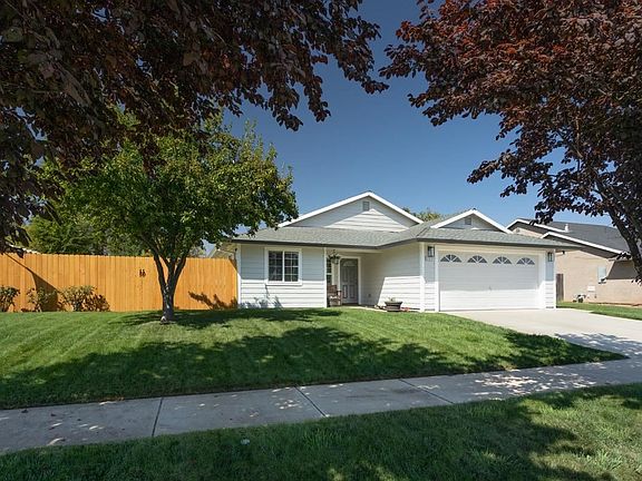 2nd image of 2577 Horman Dr