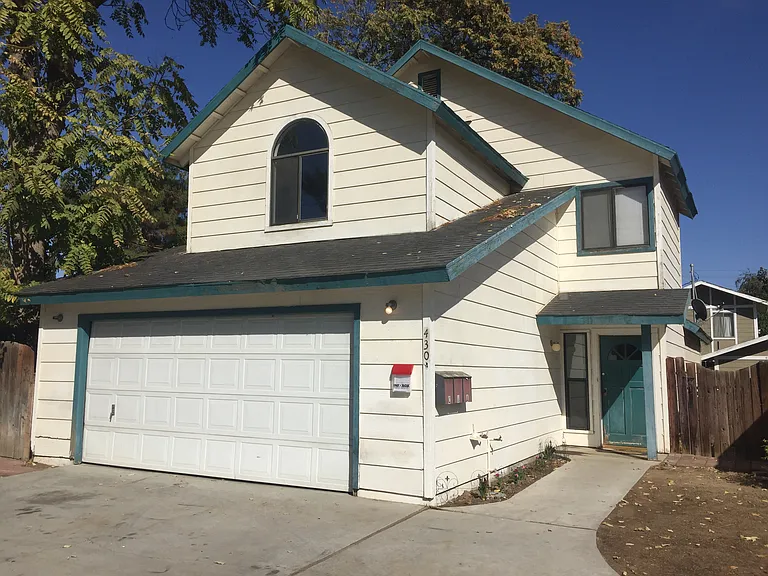 430 A St #A — Photo 1