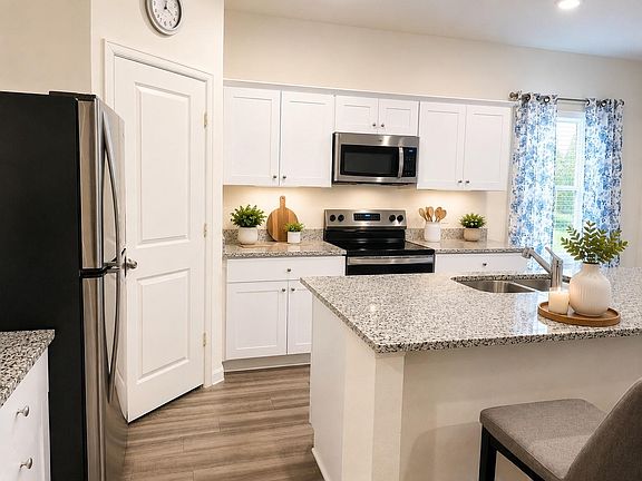 5th image of 25356 Brushby Creek Dr