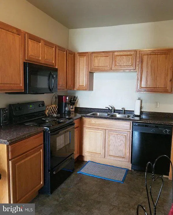 1 bed, 1.0 bath, 1100 sqft, $1,280 — Photo 3