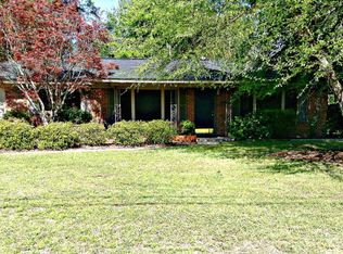 304 Pinecrest Dr, Dothan, AL 36301