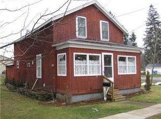 46 Mill St, Arcade, NY 14009