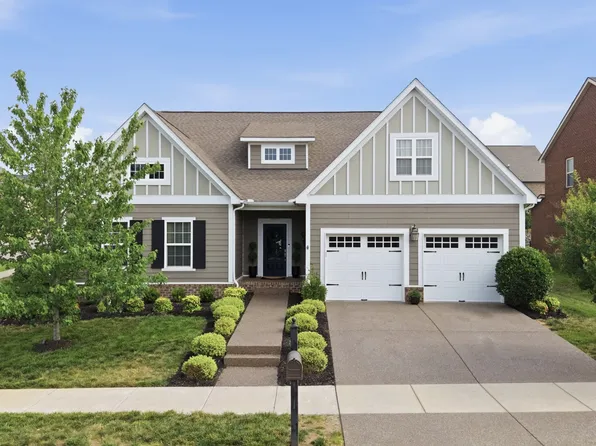 167 Dayflower Dr, Hendersonville, TN 37075