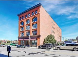 609 Central St APT 1405, Kansas City, MO 64105