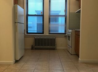 3143 33rd St APT 2F, Astoria, NY 11106